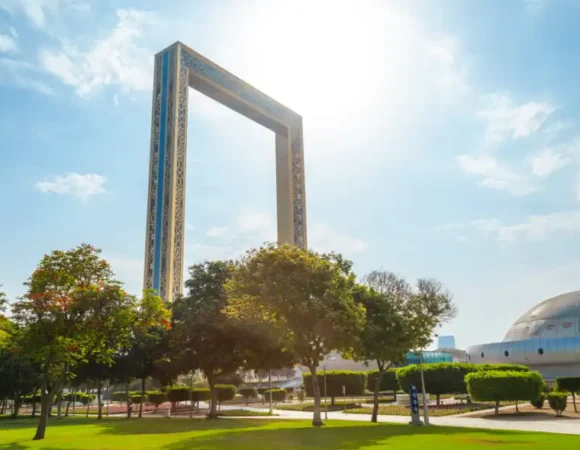 Half-day Dubai City Tour with Dubai Frame Ticket